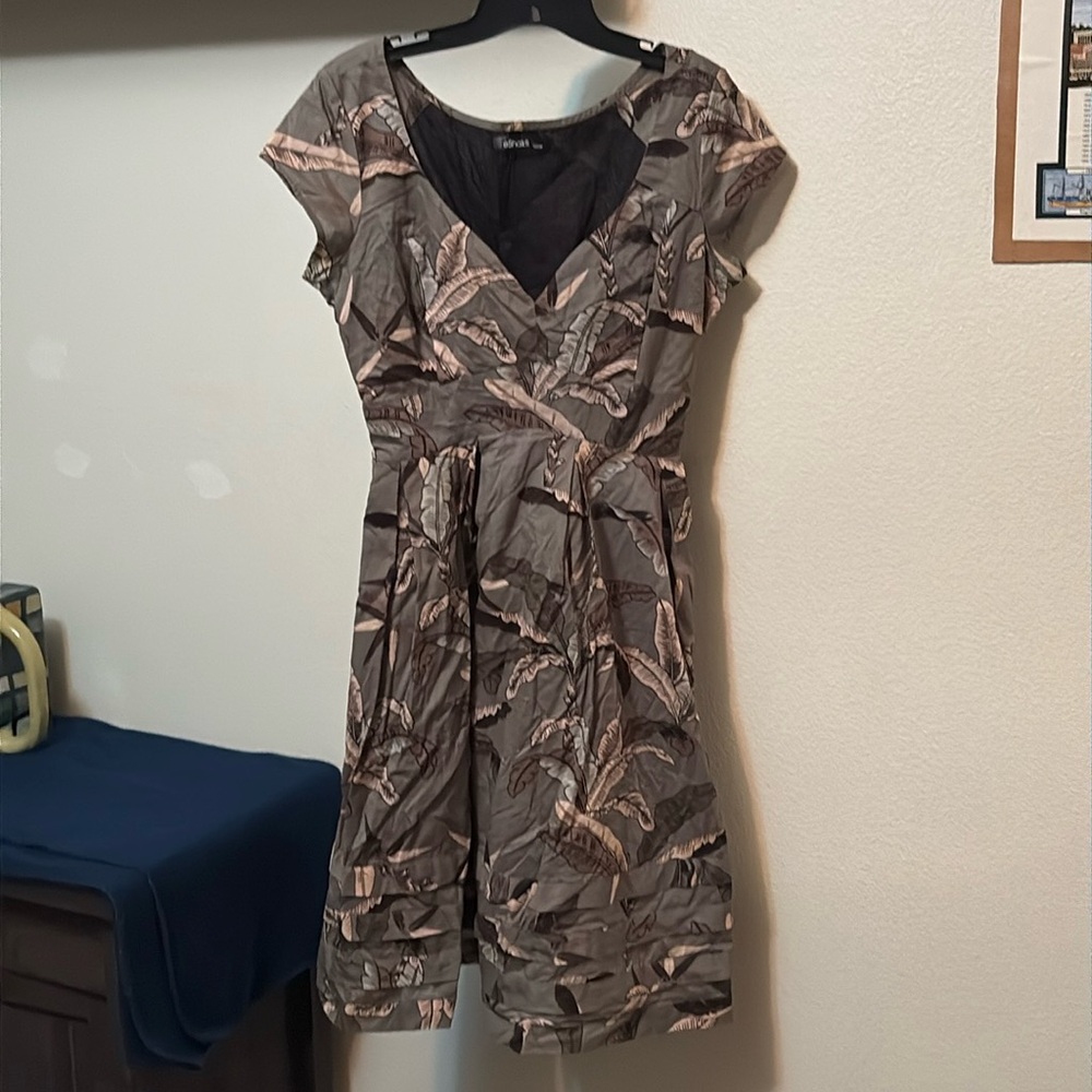 EShakti women’s Cotton Olive Green Leaf Dress Sz 10 pockets smocked waist NWOT 🍃